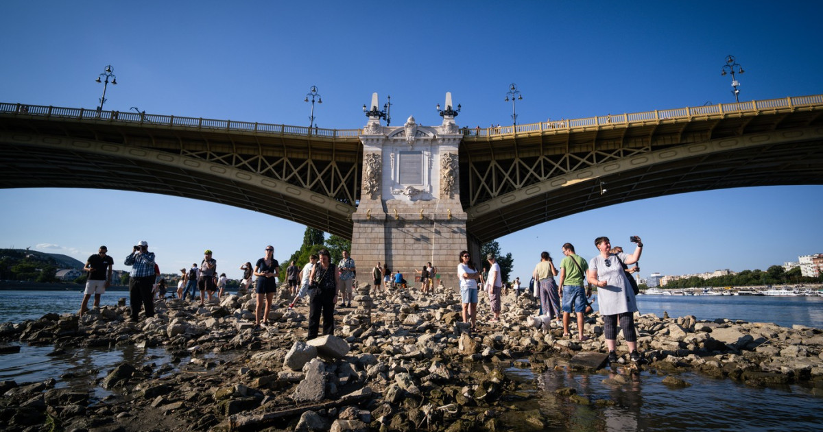 Nivelul Dunării a scăzut la un minim istoric la Budapesta, blocând una dintre principalele artere de transport de marfă ale Europei