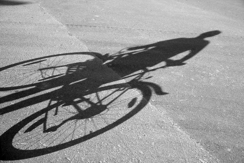 Clujean arestat preventiv pentru furt calificat / A jefuit un polonez de 73 ani care făcea turul României pe bicicletă