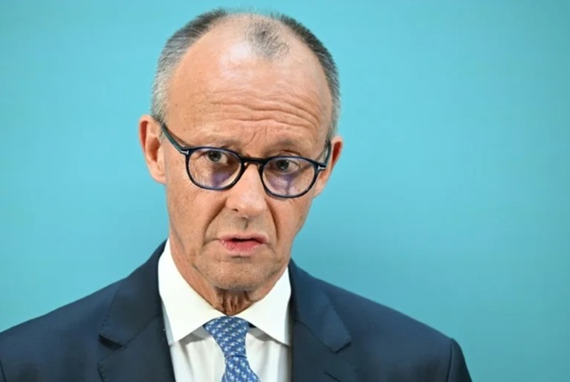 Friedrich Merz încearcă să dea pagina unei fronde în CDU împotriva sa şi promite, după o remaniere haotică, ”să facă lucrurile mai bine”. ”Friedrich Merz nu este un elefant într-un magazin de porţelanuri (...). Este un mamut”