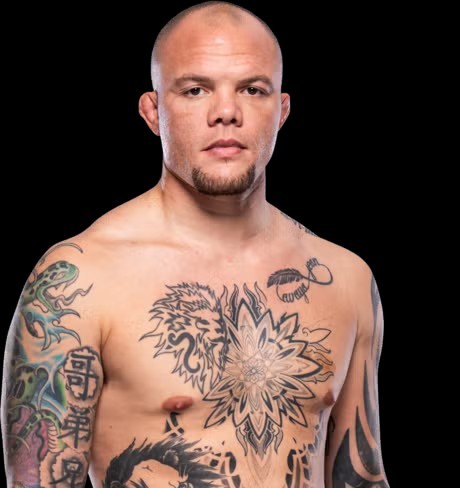 UFC: Fostul luptător Anthony Smith arestat şi reţinut sub trei capete de acuzare