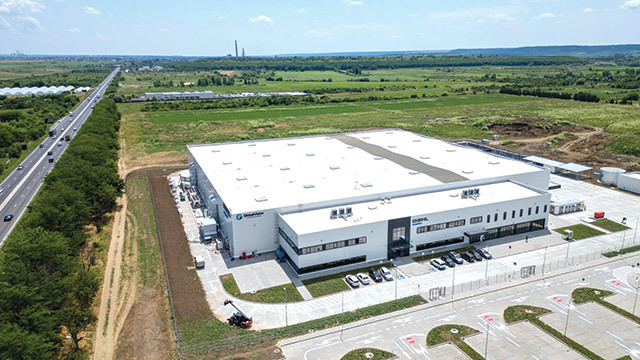 Jörg Schuler, CEO al Diehl Aviation: Pornim producţia la Craiova în septembrie şi creştem până la 500 de angajaţi. „Avem teren rezervat pentru extindere, fabrica ar putea deveni prea mică până în 2030“.