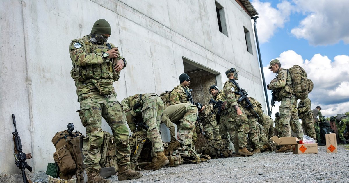 Militarii ucraineni, verdict dur după exercițiile NATO: „Pauzele de cafea și restricțiile pentru drone nu au ce căuta pe câmpul de luptă”