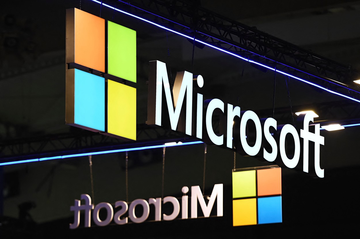 Microsoft deschide şampania: Vânzările au crescut cu 18%, până la 90 de miliarde de dolari, iar profitul net a crescut cu 31% faţă de aceeaşi perioadă a anului trecut